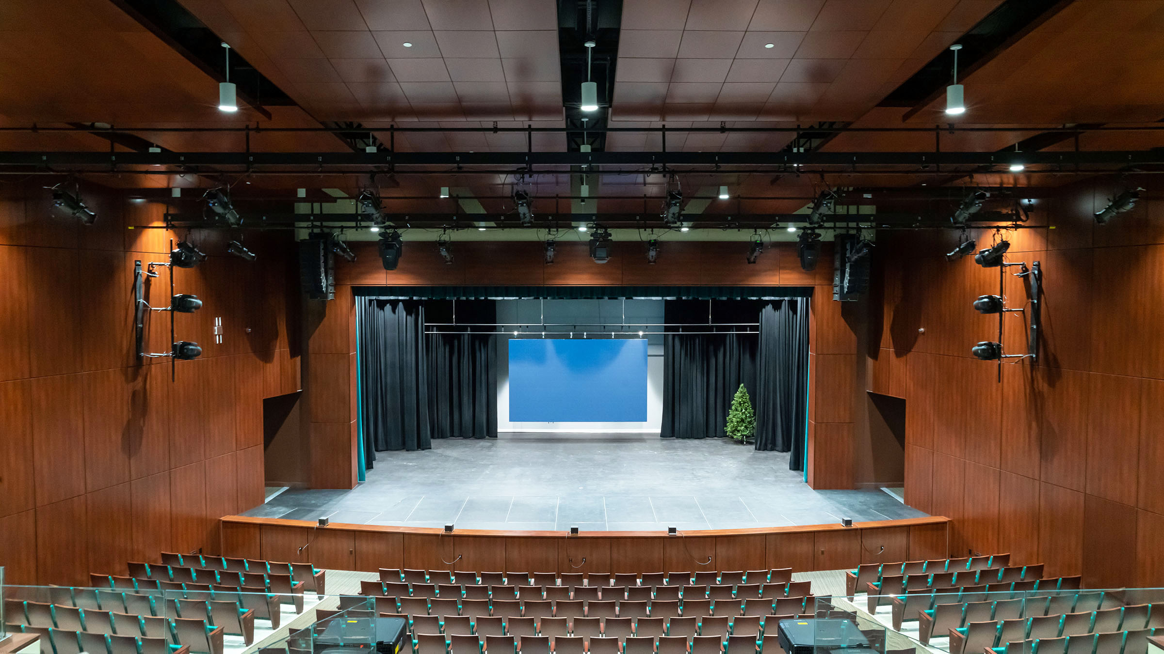 L-Acoustics Kiva II Shines at Westminster Christian School’s Lighthouse