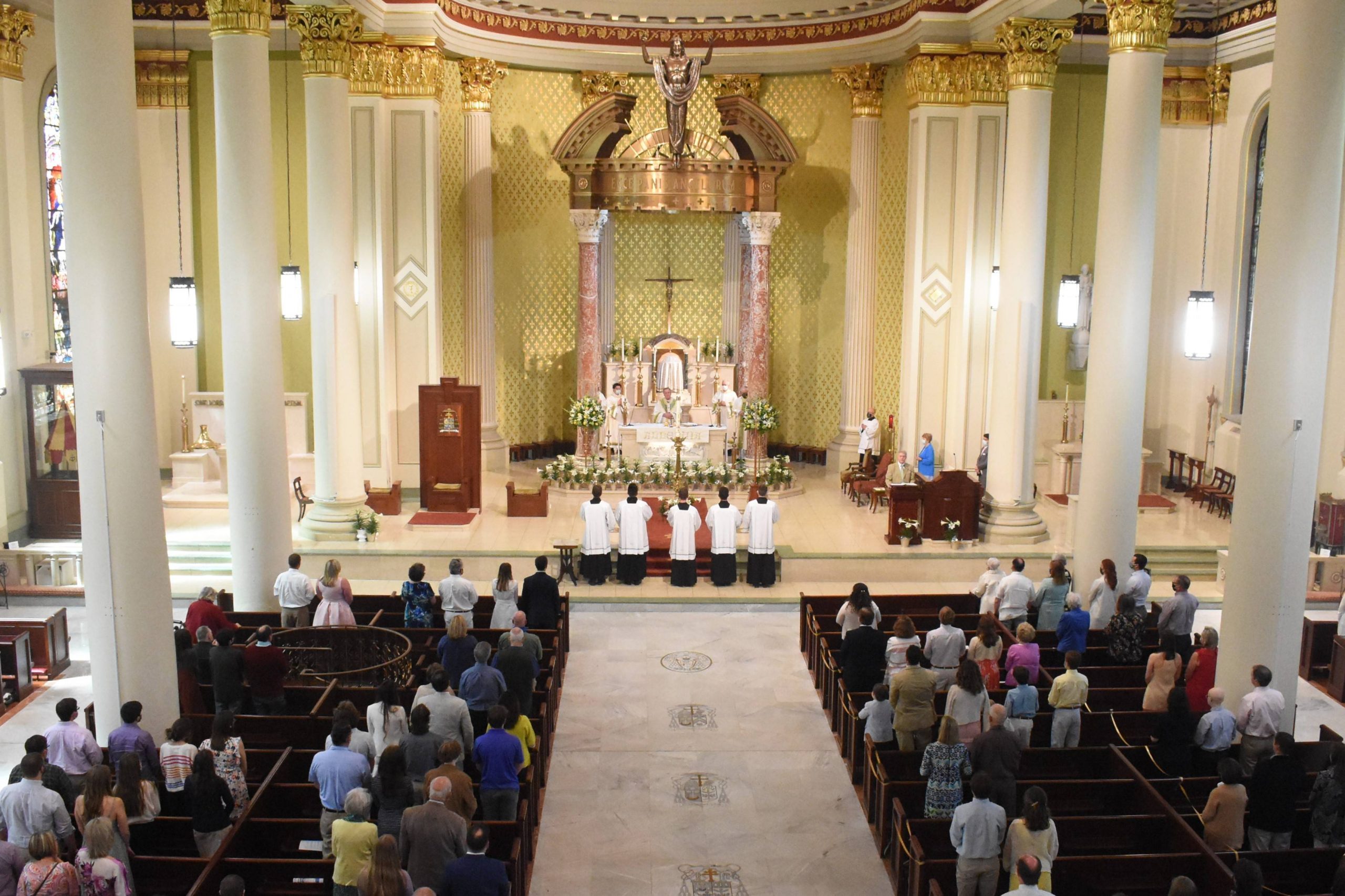 Historic Alabama Cathedral Finds the Right Sound in Renkus-Heinz Across an Acoustically Delicate Space