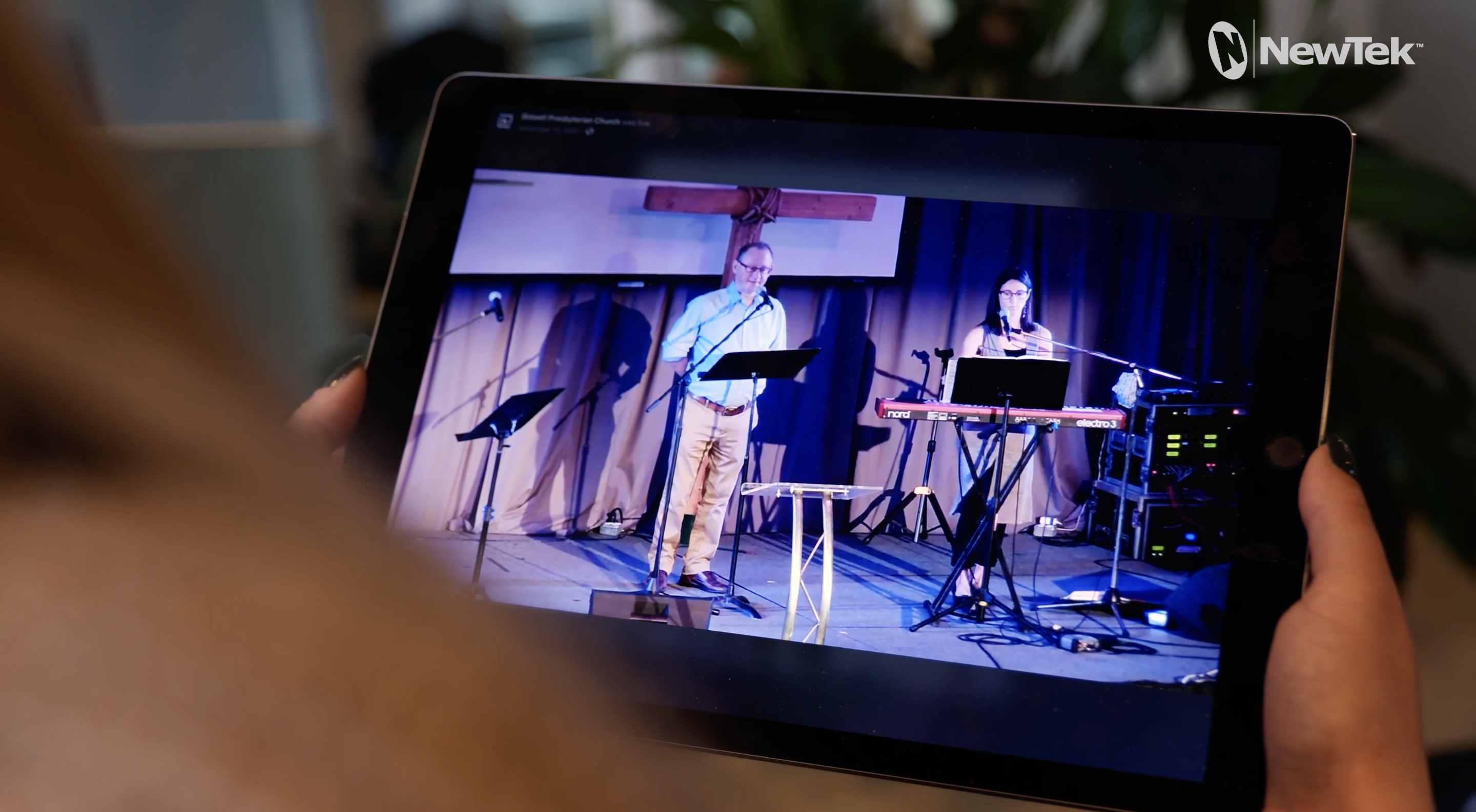 Hollyland Lark M2 Introduces a New Wireless Microphone, Small in Size Yet  Big in Quality and Output - Technologies for Worship Magazine