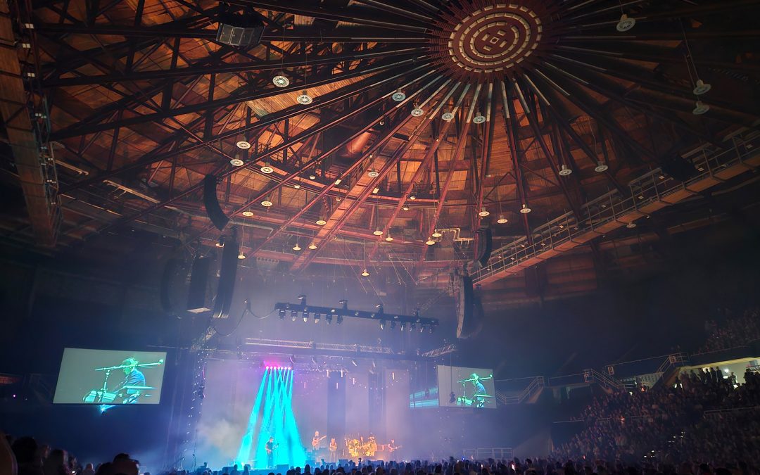 Sarah McLachlan Tour Achieves Sonic Ecstasy with Sustainable L Series Concert Sound System