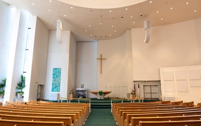 White WPLs Blend Architecture with Sonic Excellence at St. Peter’s Lutheran Church
