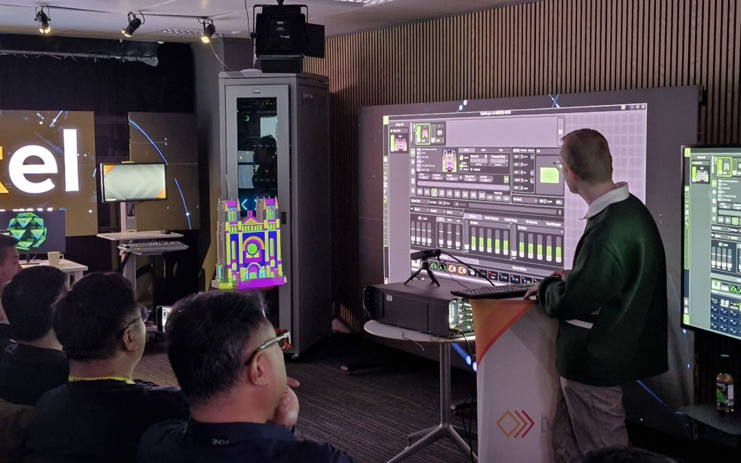 Green Hippo Debuts Hands-on Hippotizer Media Server Training at Pixel Academy